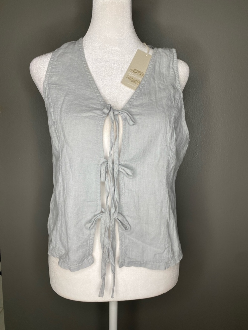 NWT! Bellambra Italian Pearl Gray Tie-Front Linen Blend Sleeveless Top -Size S